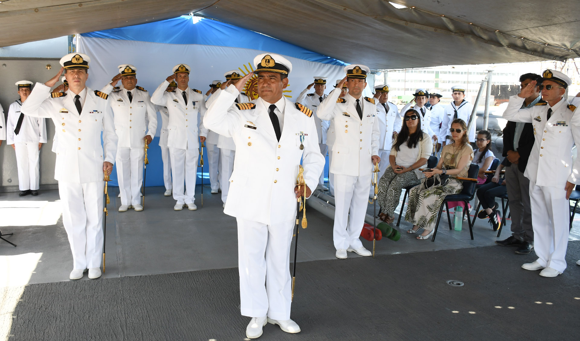 El Capitán de Fragata Pablo Román Bianco asumió como el nuevo comandante.