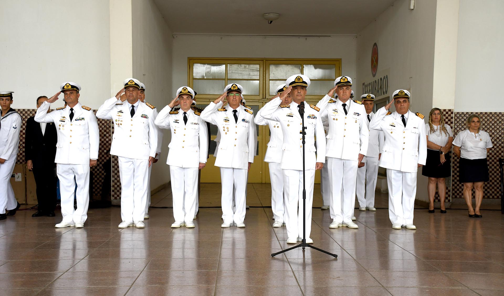 La ceremonia por los 168° años del paso a la inmortalidad del Padre de la Armada Argentina tuvo lugar en la Brigada Anfibia de Infantería de Marina.