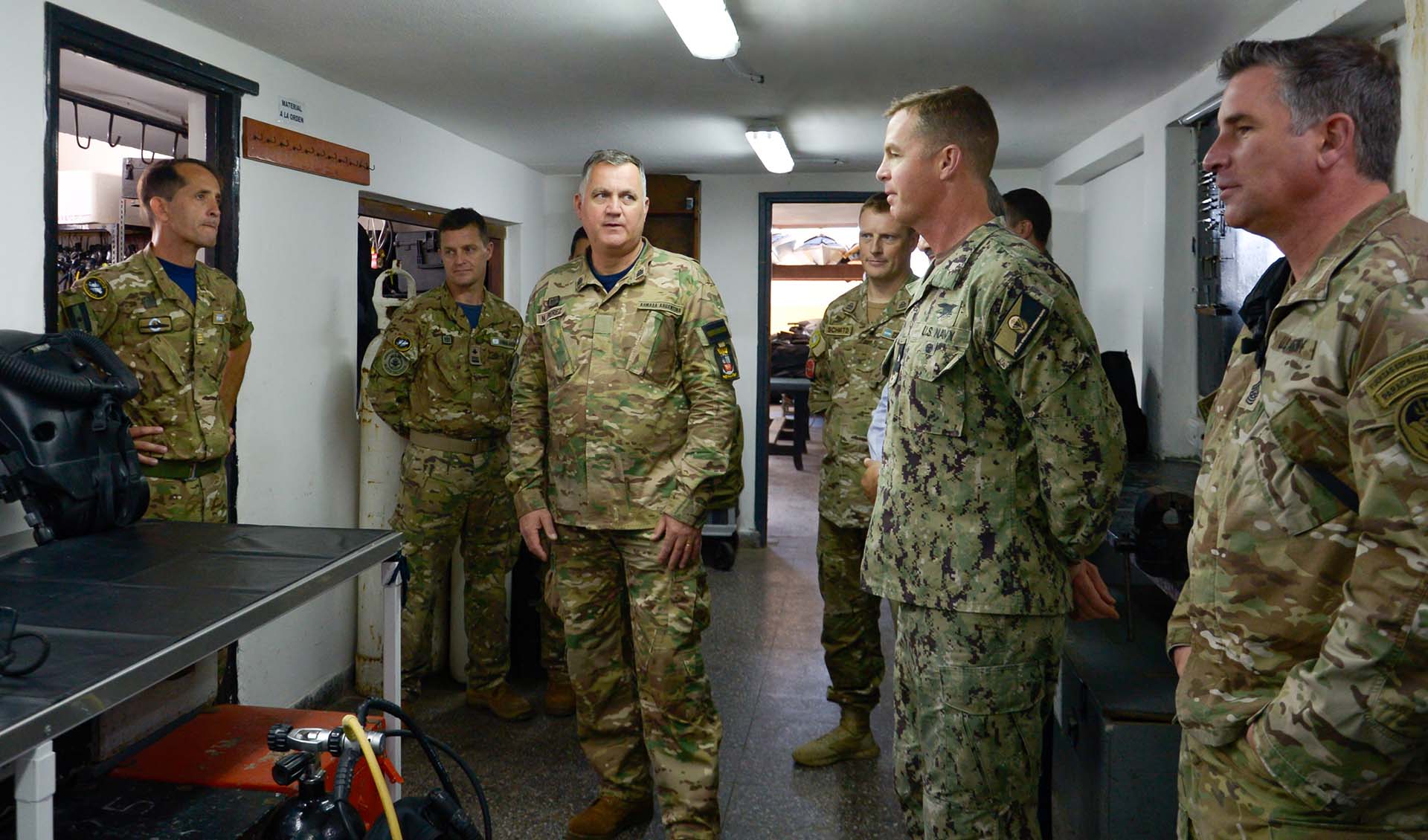 Forma parte del intercambio técnico-profesional y la interoperabilidad entre Fuerzas.