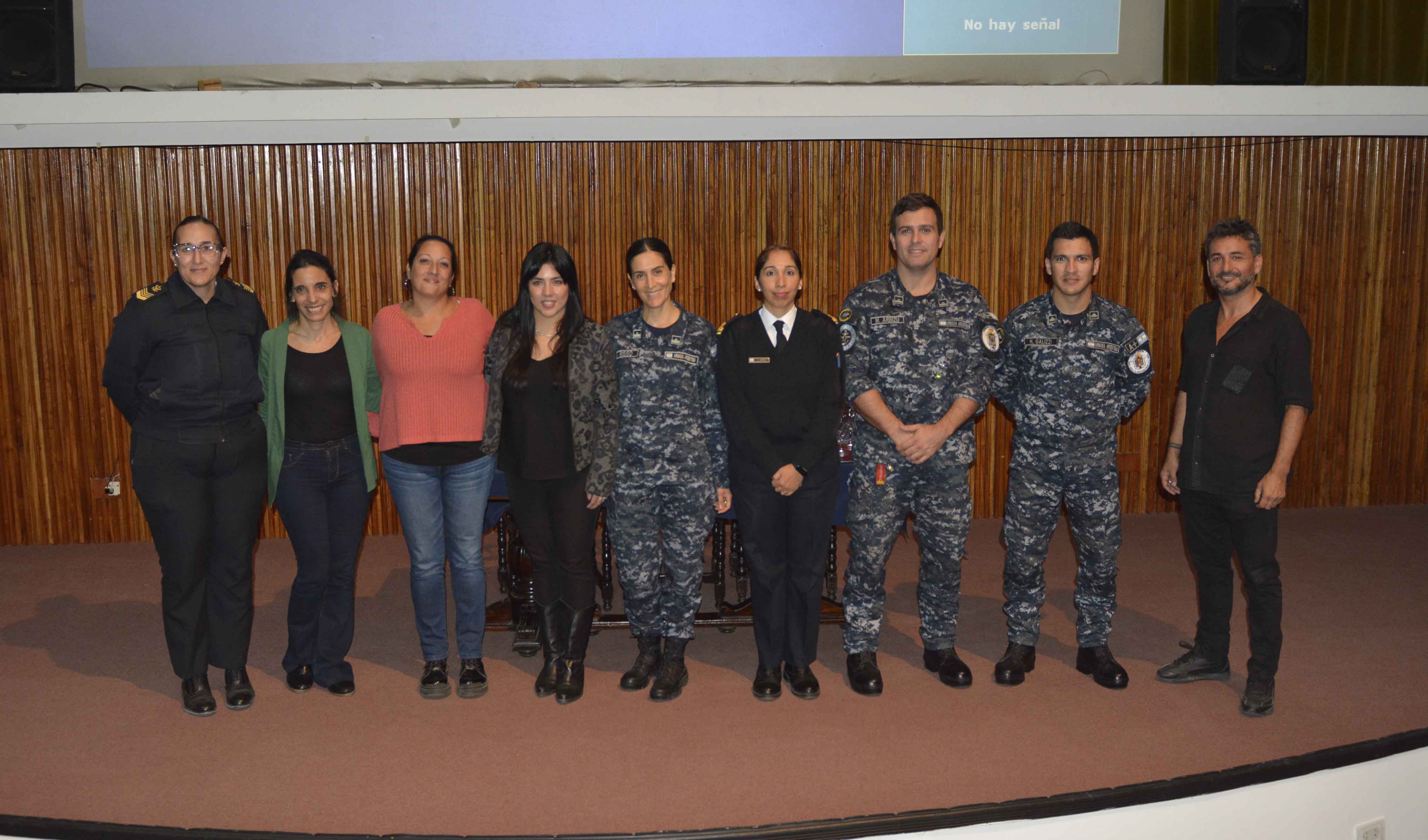 Estuvo dirigida al personal militar y civil de la sede del Estado Mayor General de la Armada.