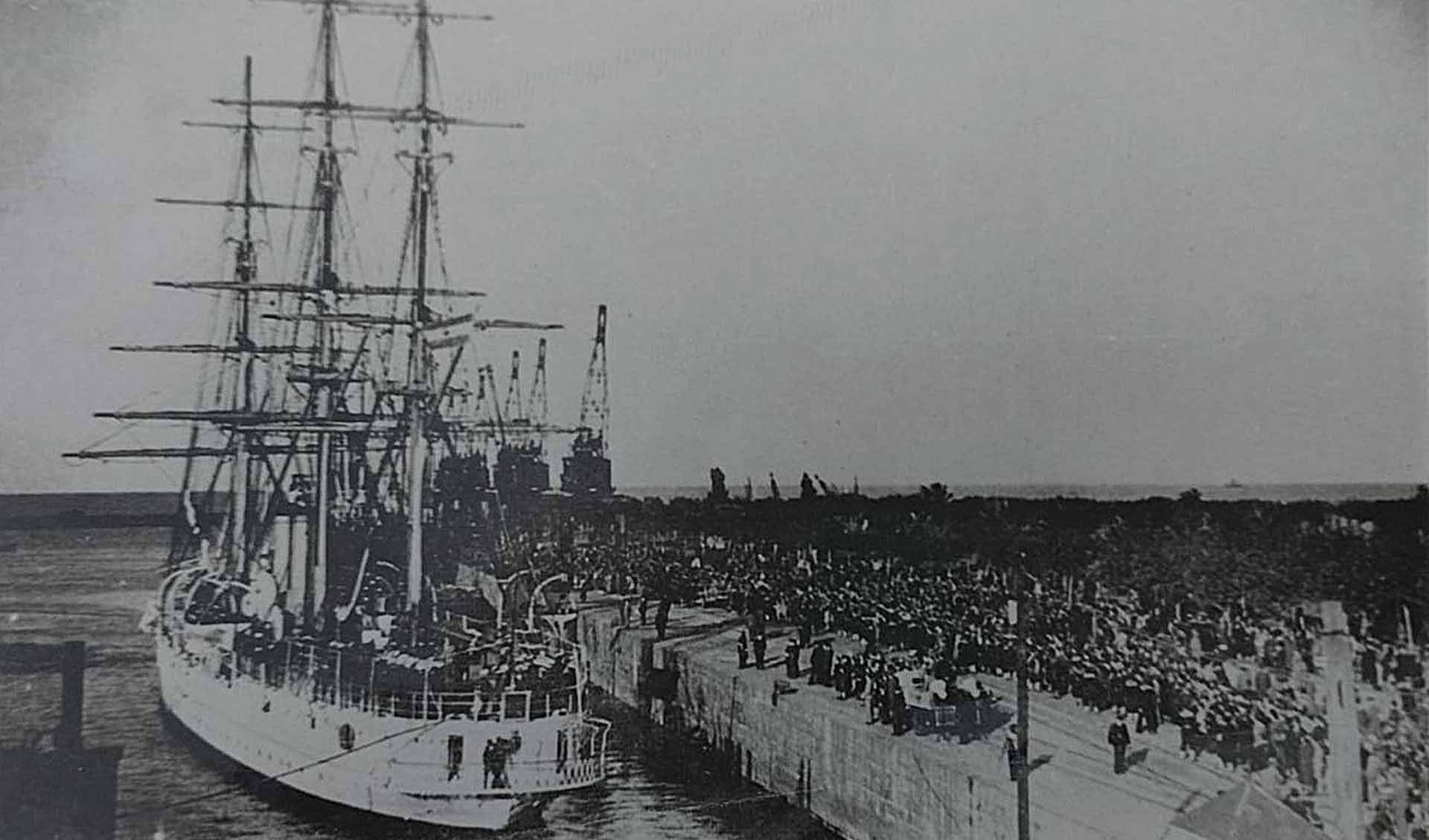 Hace 87 años la noble fragata iniciaba su último viaje, el número 37, despidiéndose de esta forma de los mares del mundo, después de haber completado casi 39 vueltas alrededor del mundo.