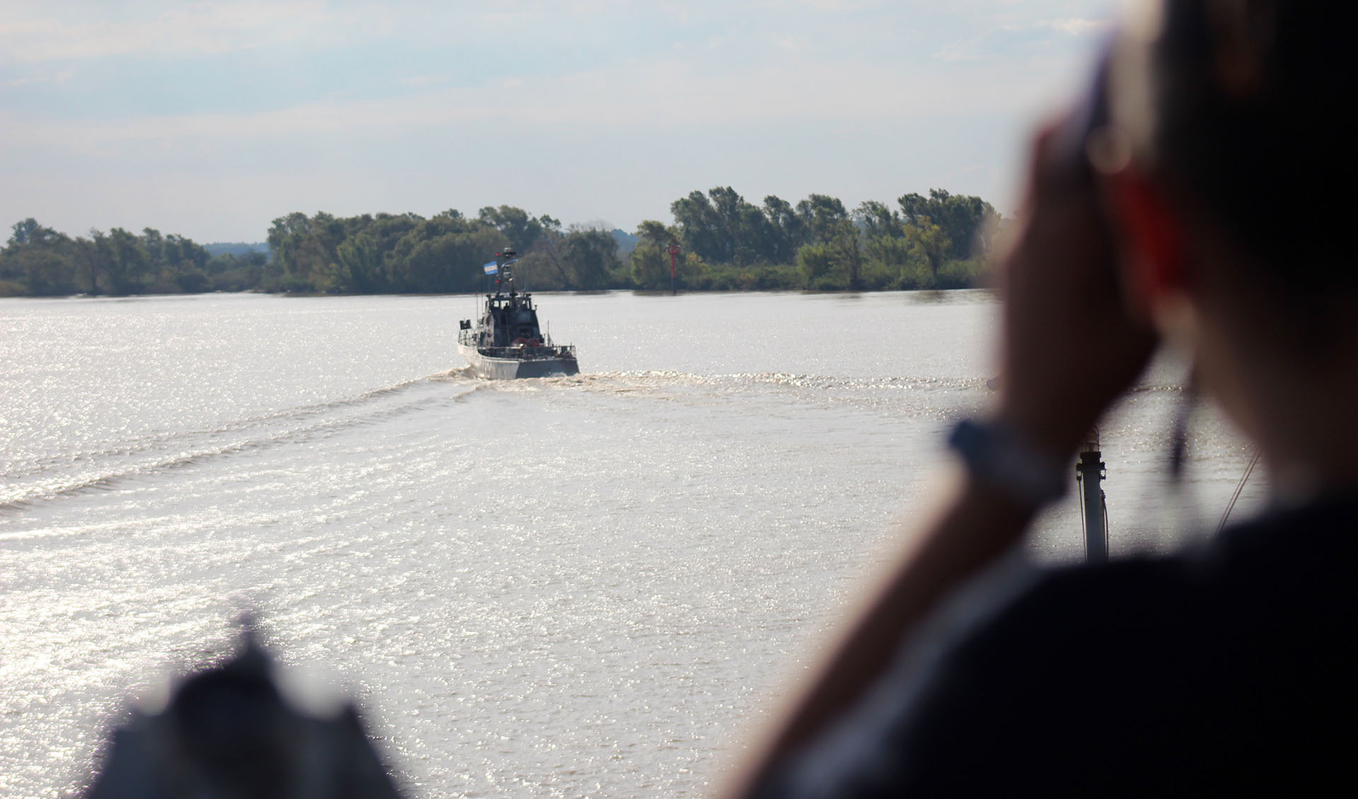 Medios y personal del Área Naval Fluvial cumplieron intensas jornadas en el río Paraná de Las Palmas.
