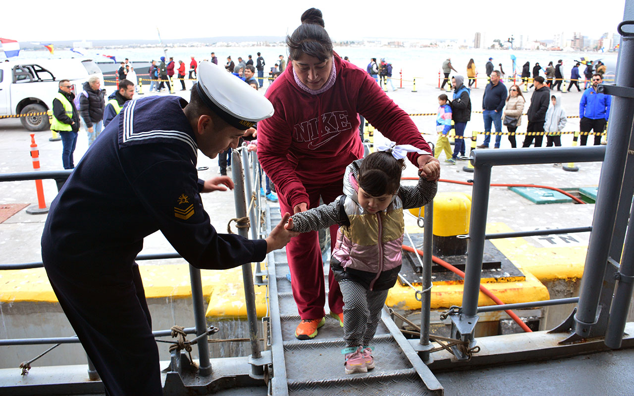 gacetamarinera.com.ar, el sitio oficial de noticias de la Armada Argentina