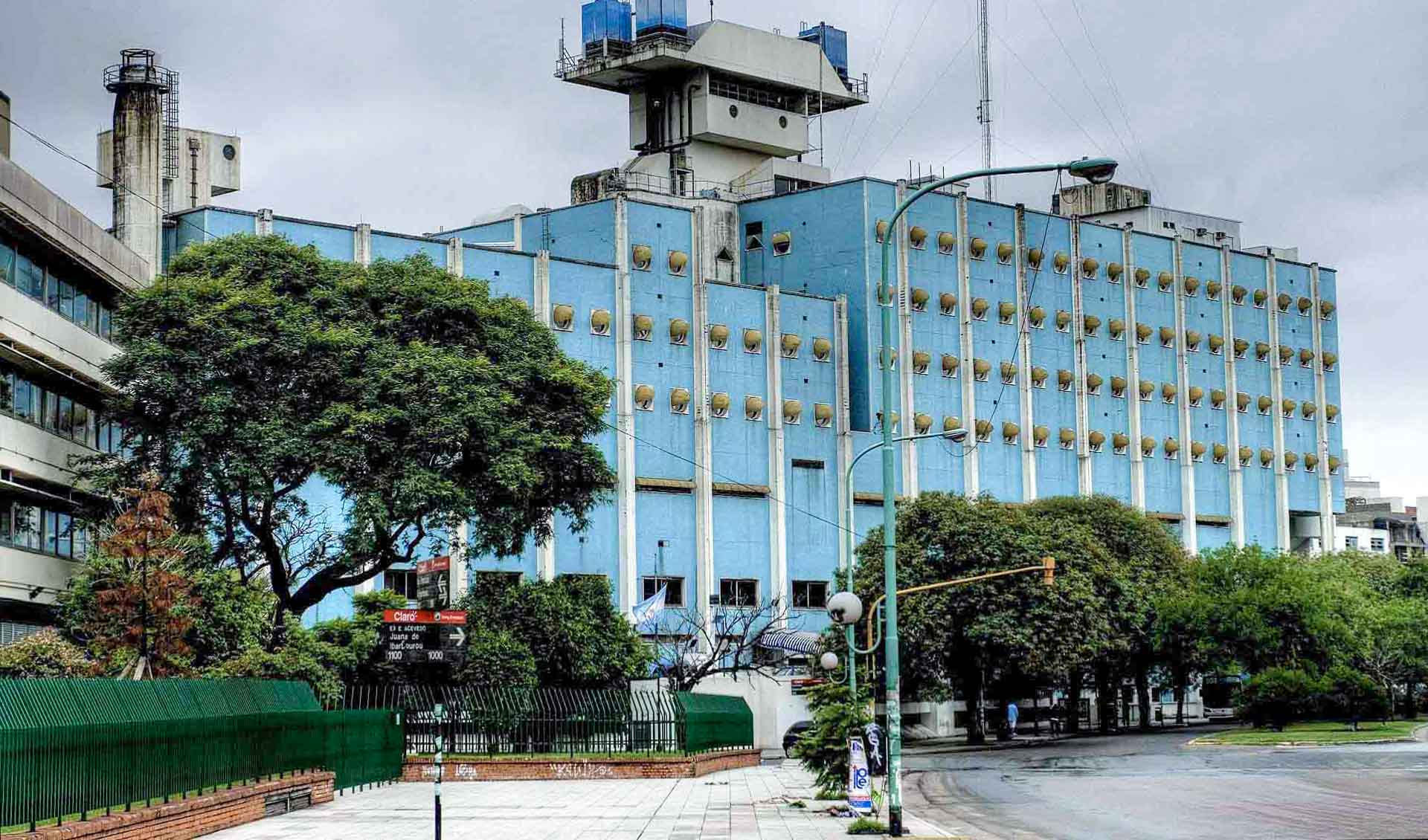 La Armada Argentina continúa ejecutando un plan integral de reparaciones en las instalaciones y equipos del hospital, asegurando la continuidad y calidad de los servicios de salud