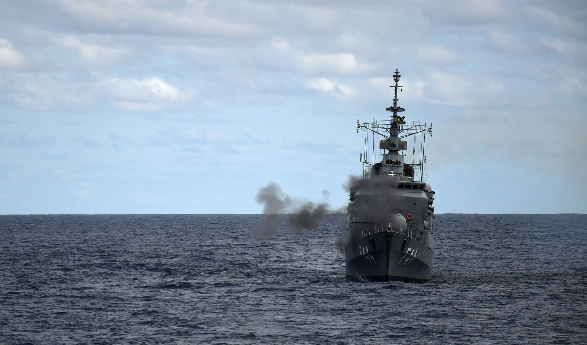 Las unidades arribaron al Puerto de Salvador de Bahía, tras una semana de adiestramientos navales combinados.