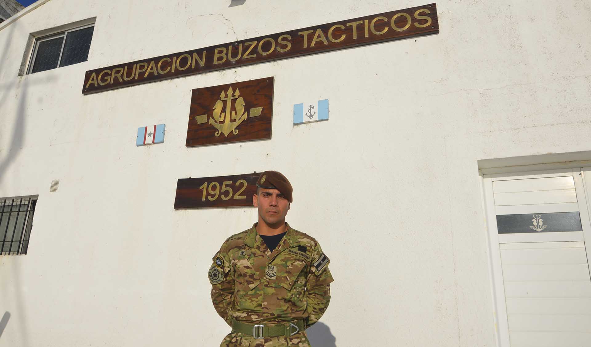 El Cabo Primero Pablo Luciano Segovia Pascua es buzo táctico de la Armada Argentina y representó al país en la última edición de la Competencia Fuerzas Comando 2025, desarrollada en El Salvador.