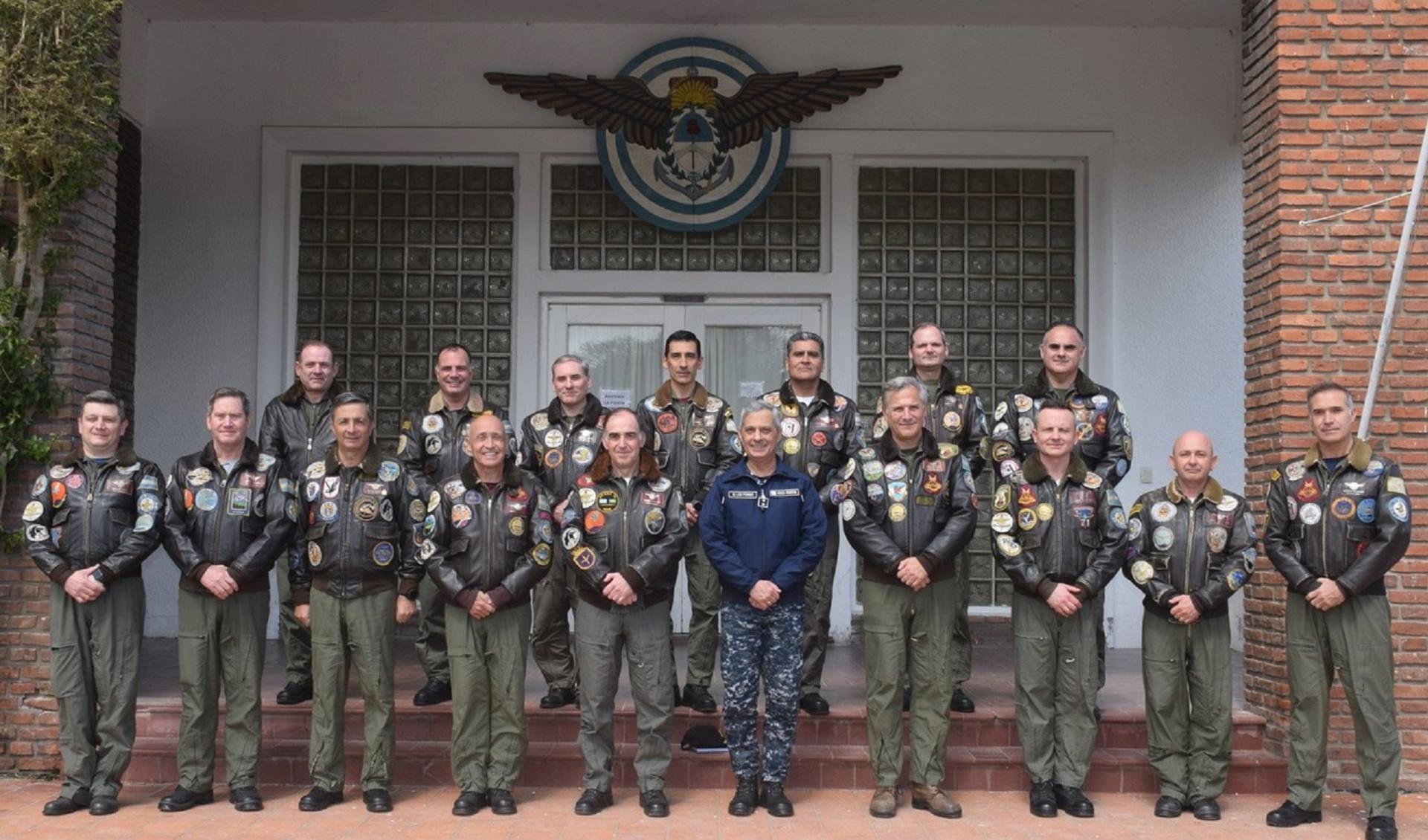 Durante dos jornadas, oficiales superiores analizaron la situación y perspectivas de la Aviación Naval.
