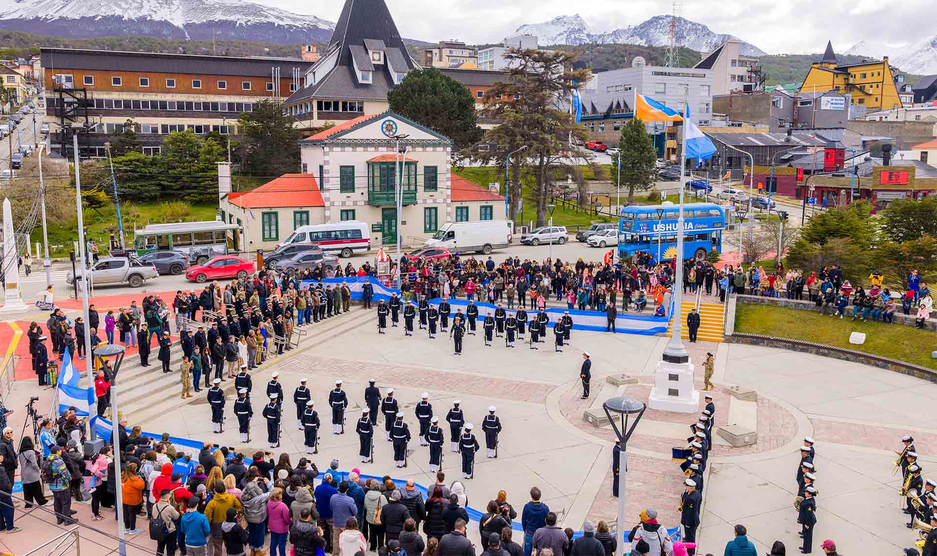 La Armada Argentina llevó a cabo por primera vez en Ushuaia el tradicional relevo.