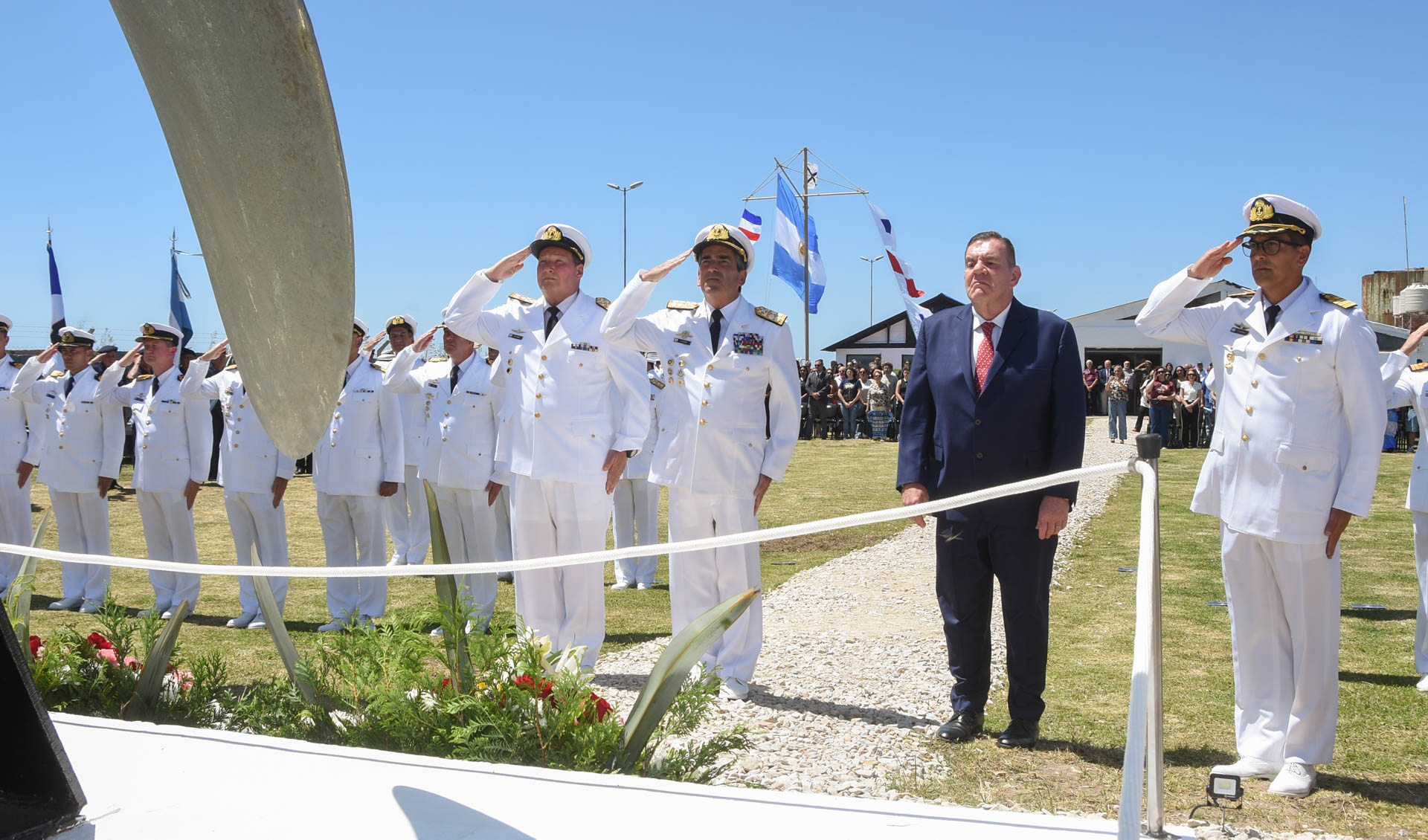 El acto fue encabezado por el Jefe del Estado Mayor General de la Armada, Almirante Carlos María Allievi. 