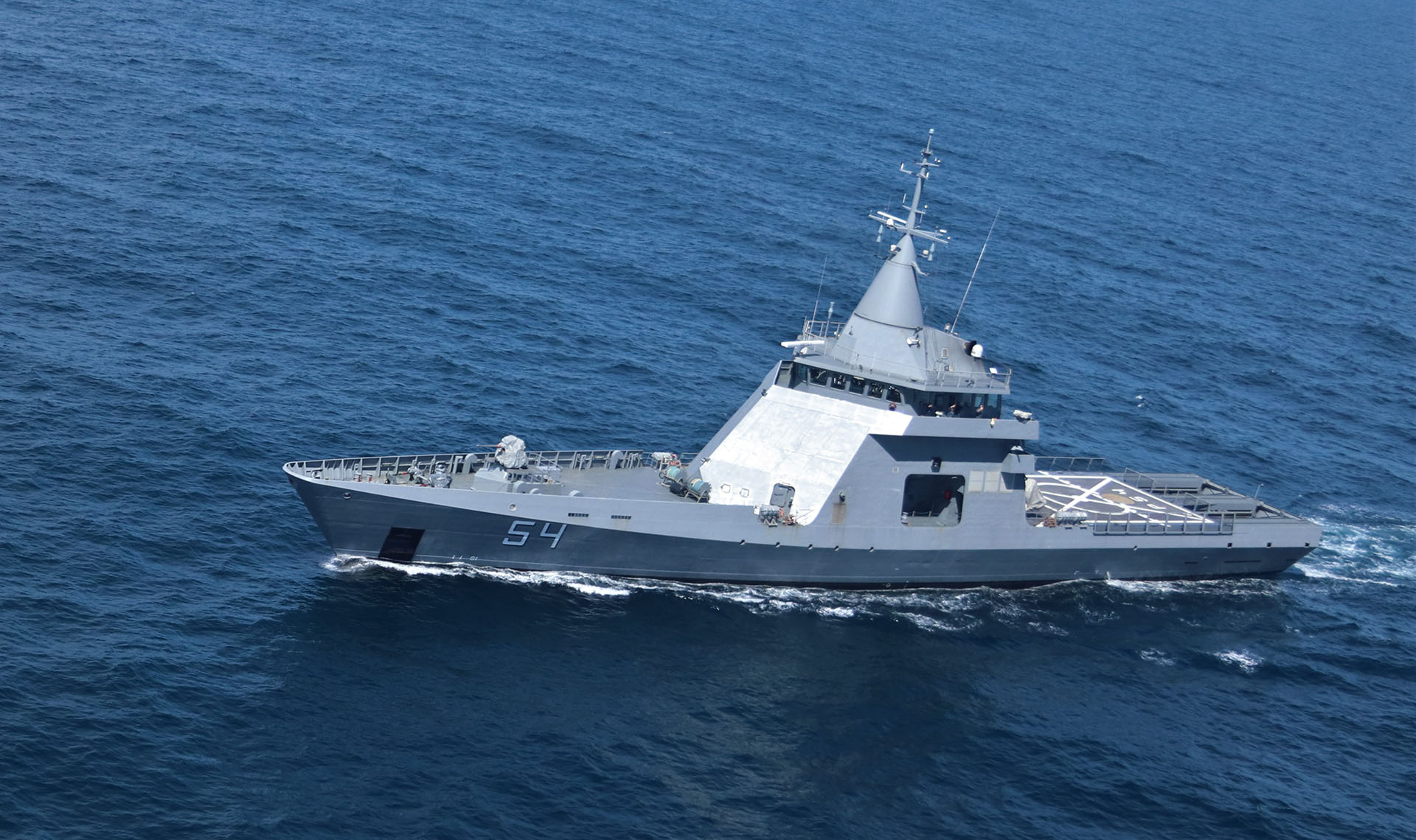 Se llevó a cabo “Mare Nostrum V”, en la que intervinieron el patrullero oceánico ARA “Contraalmirante Cordero” y una aeronave P-3C Orion. 