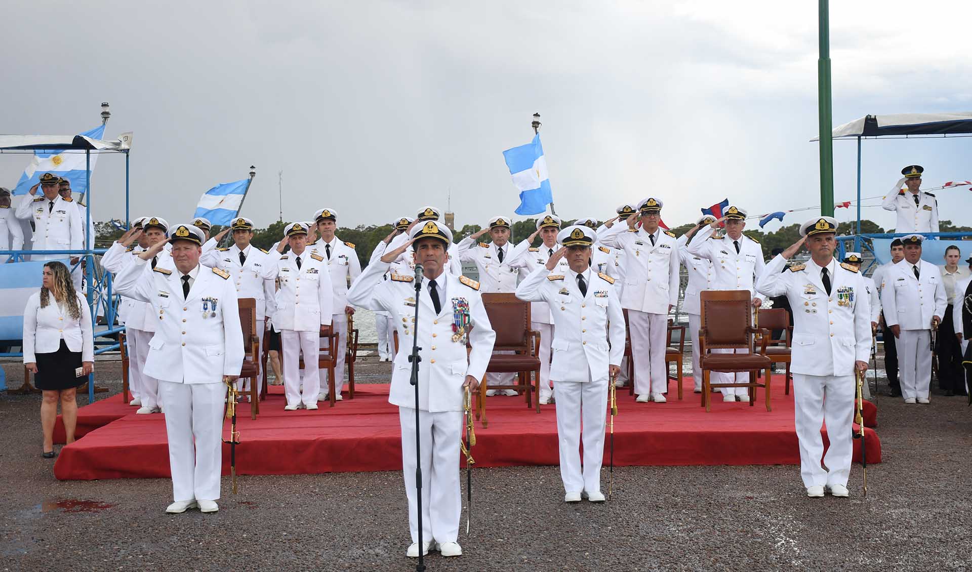 El acto fue presidido por el Jefe del Estado Mayor General de la Armada, Almirante Carlos María Allievi.