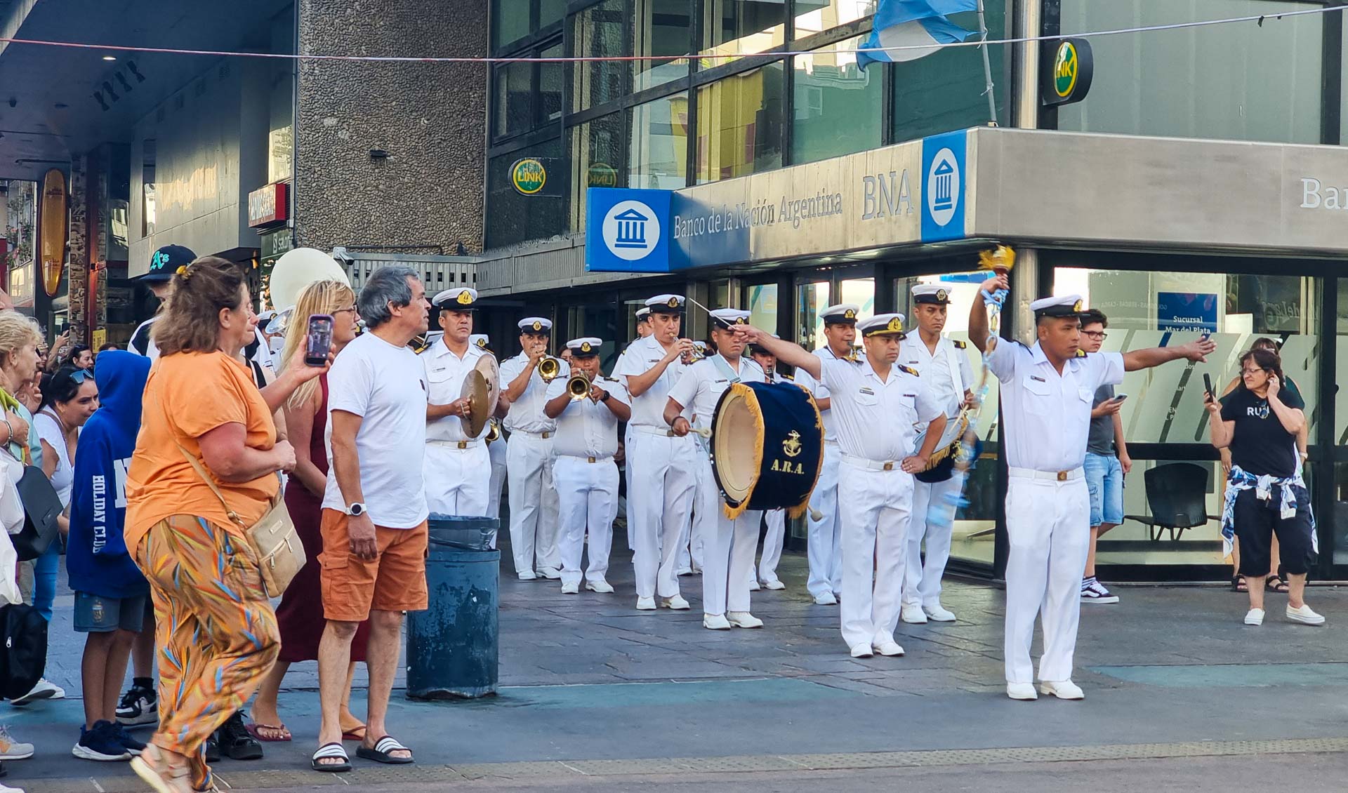 gacetamarinera.com.ar, el sitio oficial de noticias de la Armada Argentina