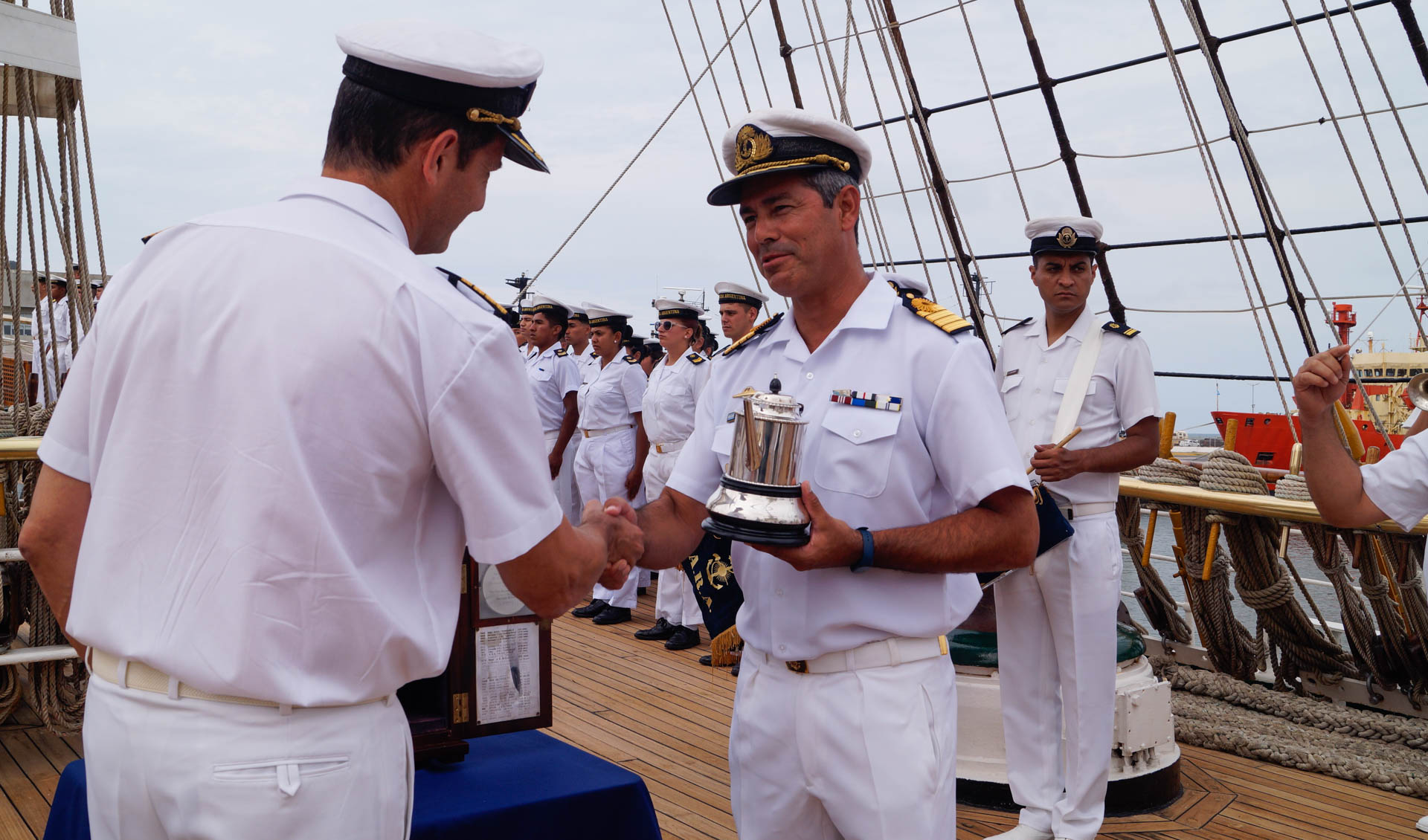 Se llevó a cabo esta tarde a bordo de la fragata ARA “Libertad”, que se encuentra amarrada en la Base Naval Mar del Plata.