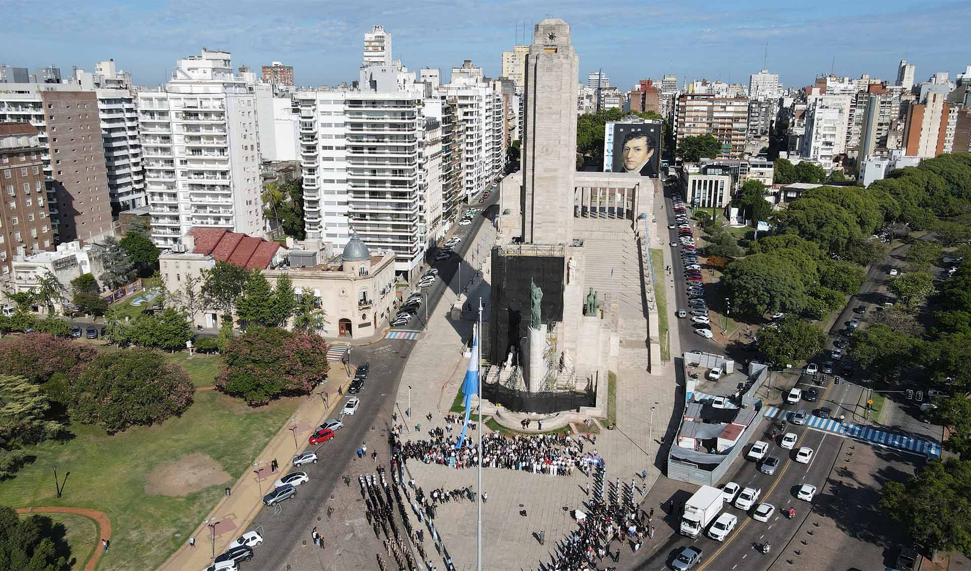 La Armada Argentina participó de la tradicional ceremonia en homenaje al General Manuel Belgrano.