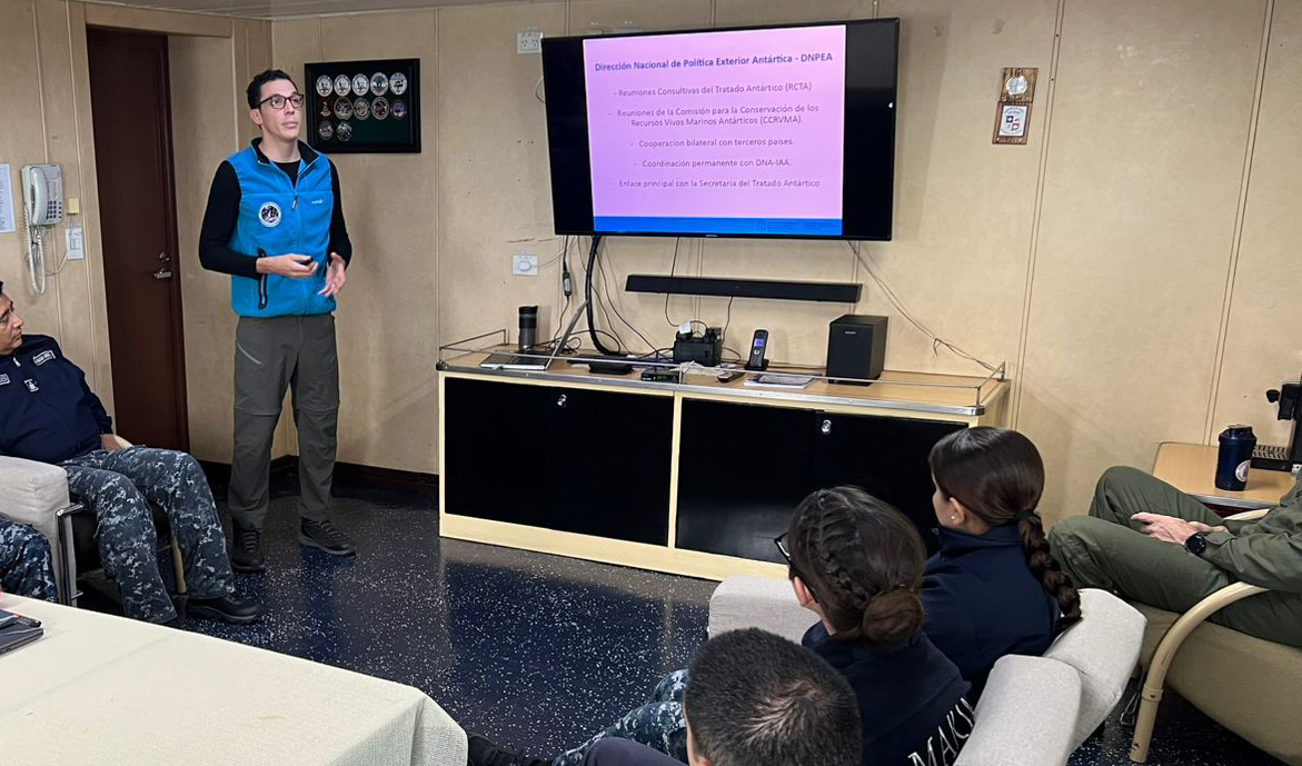 gacetamarinera.com.ar, el sitio oficial de noticias de la Armada Argentina