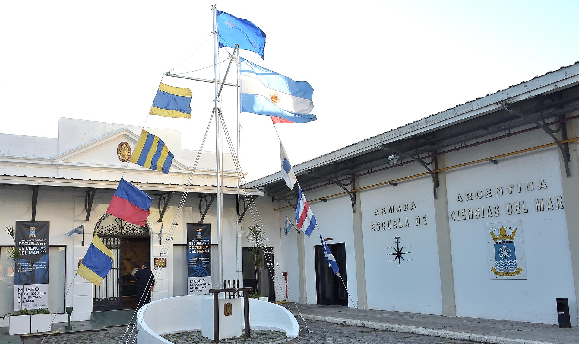 Será el 8 de abril a las 9.30 hs., en modalidad híbrida y mediante inscripción previa. Está destinada a personal docente y militar de la Armada Argentina.