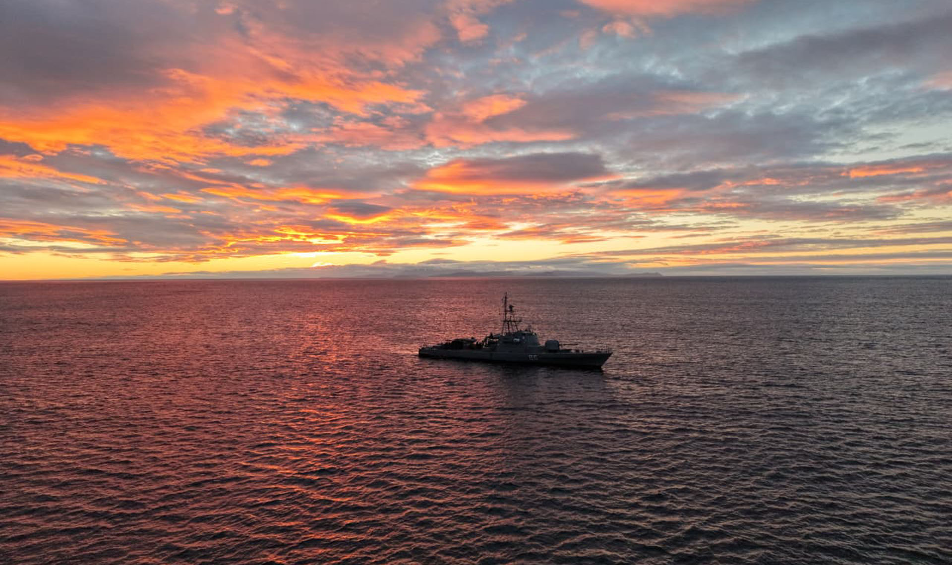 La unidad efectuó el recambio de dotaciones con apoyo del Batallón de Infantería de Marina N° 4.