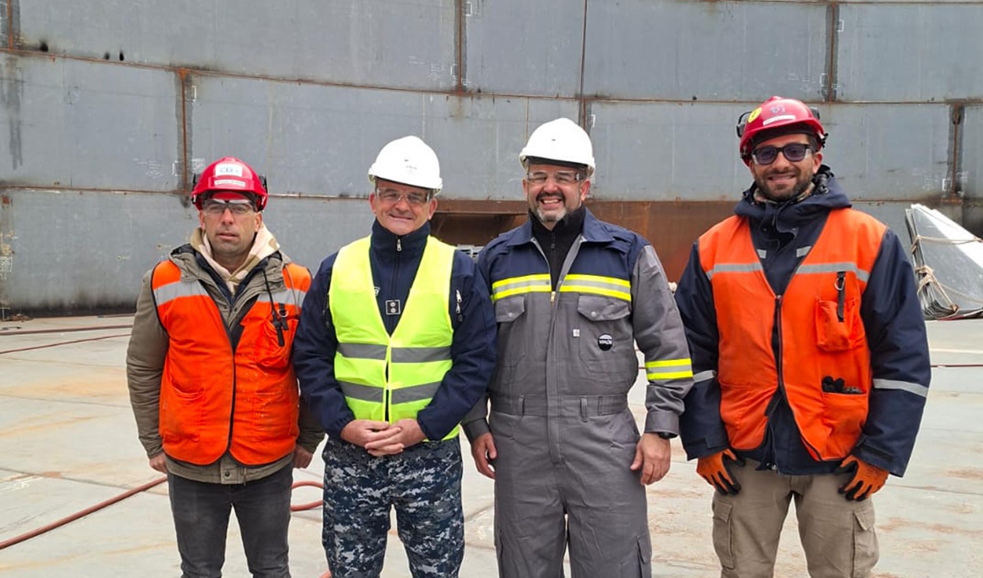 La Armada realizó tareas de reconocimiento en Punta Colorada