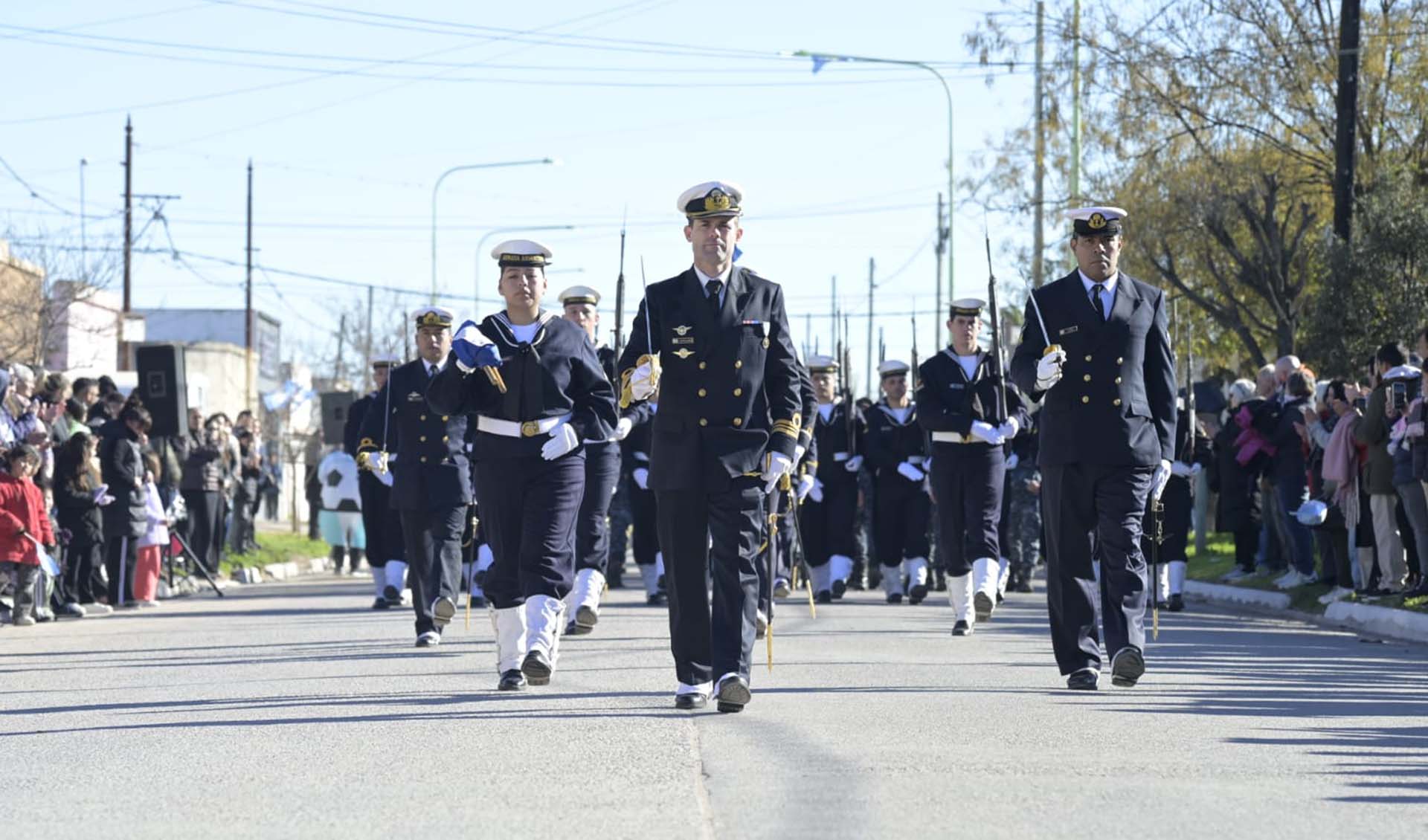 Estuvo representada por el Comandante de Adiestramiento y Alistamiento de la Armada, Contraalmirante José Alberto Martí Garro, e integrantes de la Fuerza.