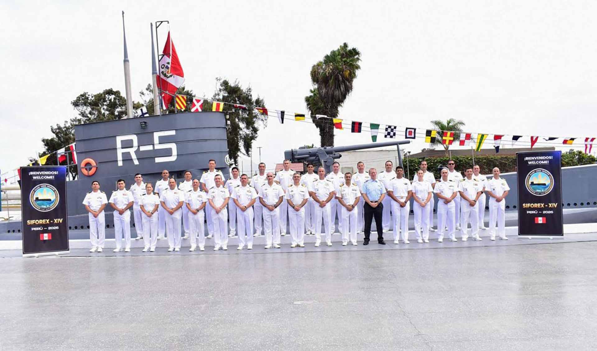 Es un ejercicio multinacional centrado en el empleo del Arma Submarina combinando los ambientes antisubmarino y antisuperficie.